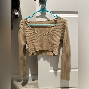 Cream long sleeve crop top